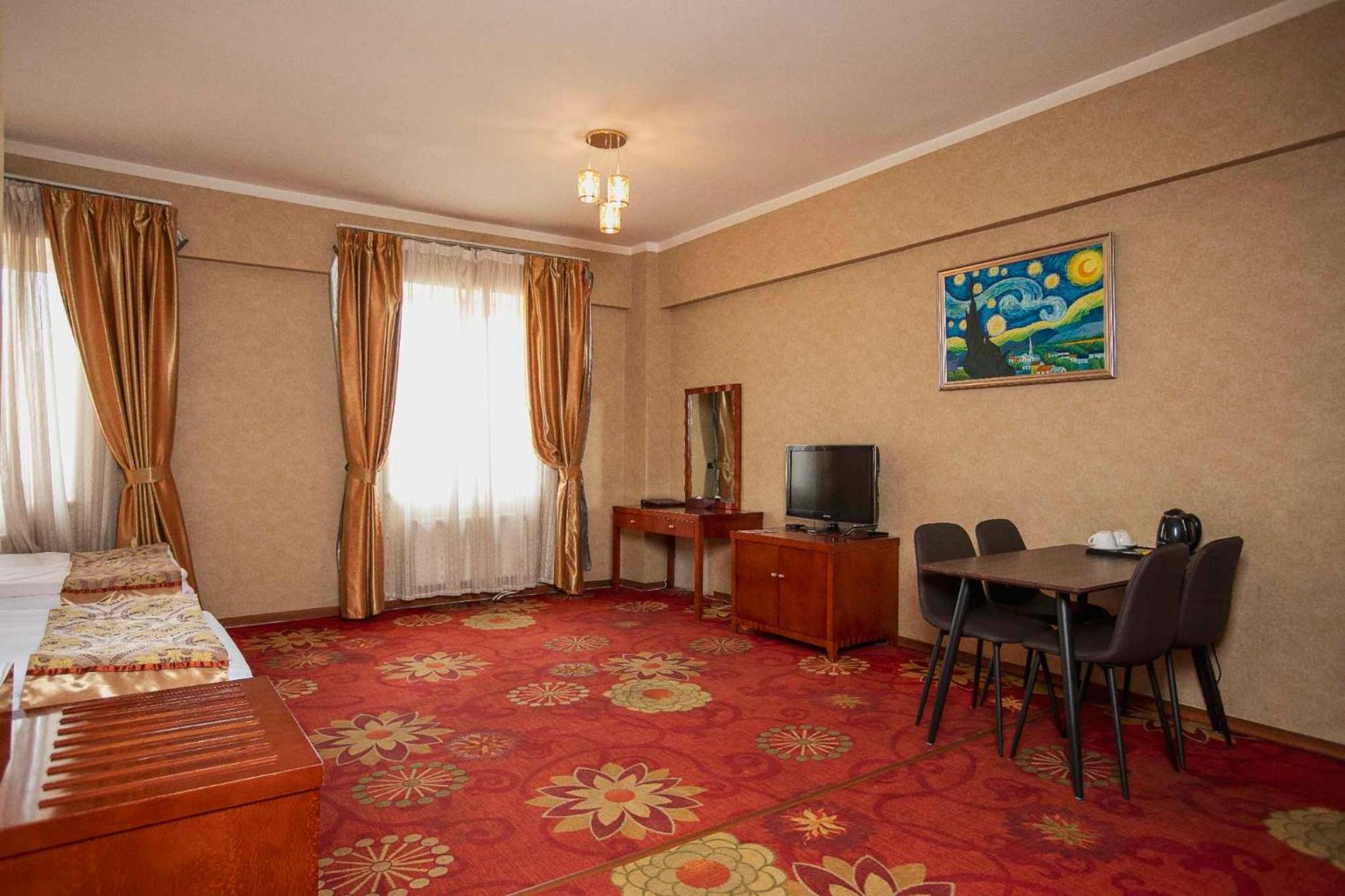 Ub City Hotel Уланбатар Екстериор снимка
