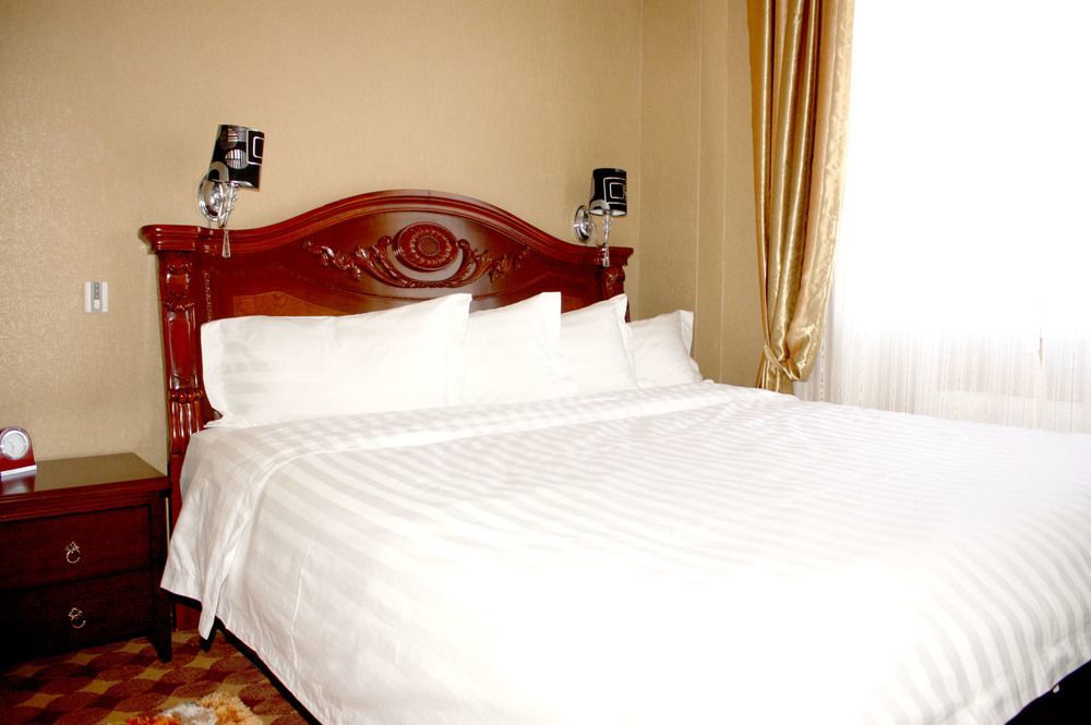 Ub City Hotel Уланбатар Екстериор снимка